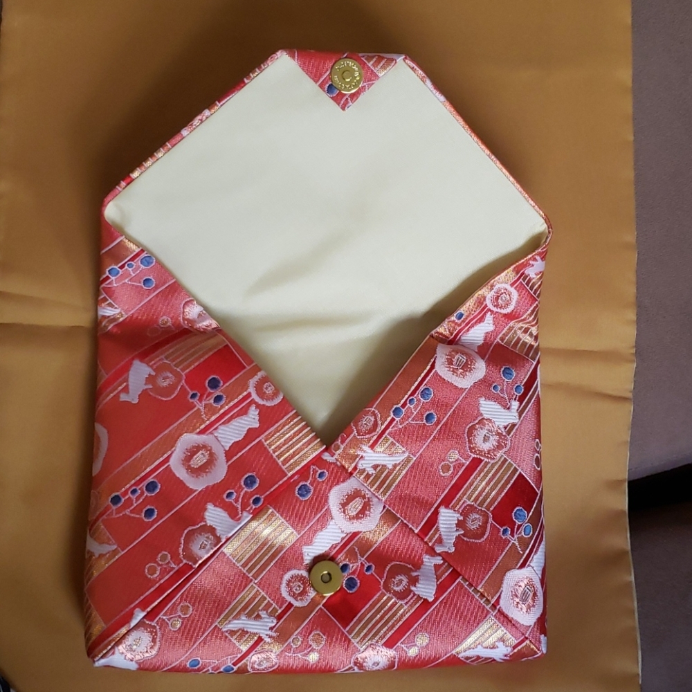 Unbranded Japanese Pouch - Picture 3 of 4